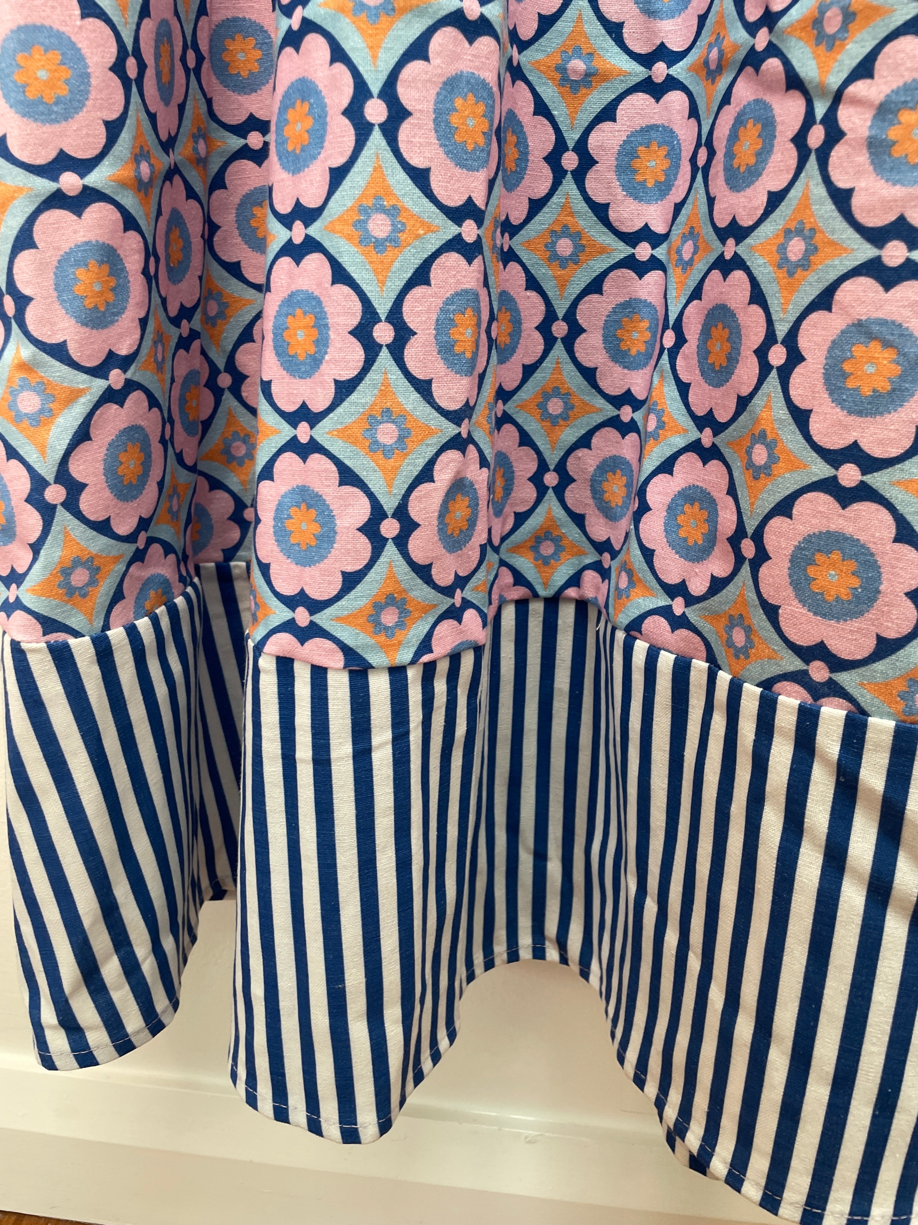 Palm Cove “Megan” Dress in Retro Revival Print BNWT